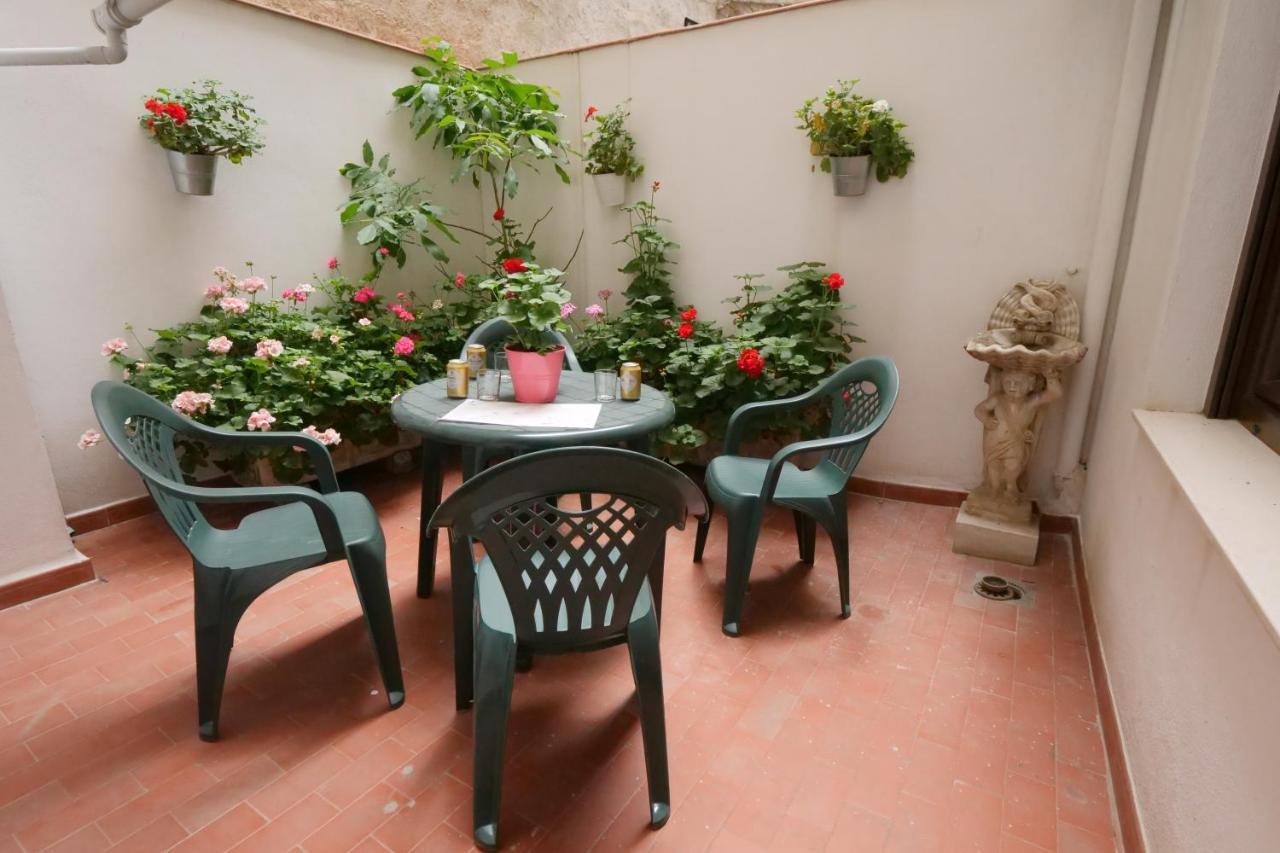 גרנדה Apartamento Castillo מראה חיצוני תמונה
